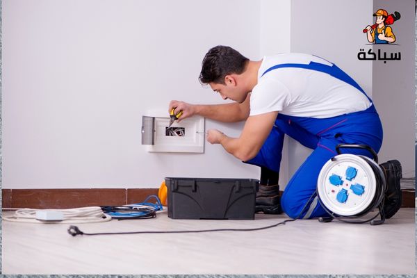 تركيب اسلاك الكهرباء