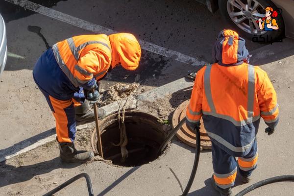 سباك تسليك مجاري